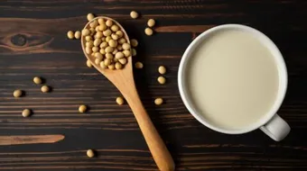 طريقة عمل حليب الصويا