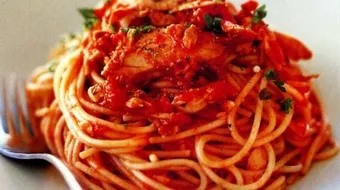 طريقة عمل معكرونة بالصلصة