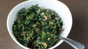 طريقة عمل حشوة فطائر السبانخ