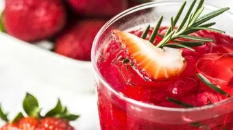 طريقة عمل عصير الفراولة
