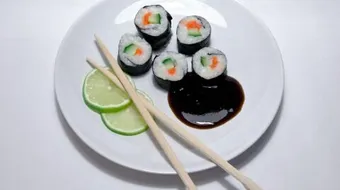 طريقة عمل السوشي