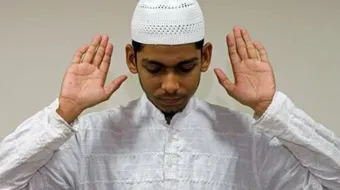 كيف تكون تكبيرة الإحرام