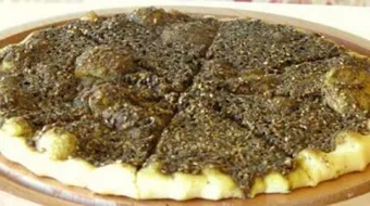 طريقة عمل مناقيش الزعتر على الصاج