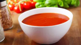 طريقة عمل شوربة الطماطم بالكريمة