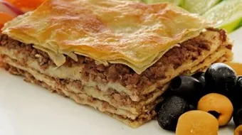 كيفية عمل الرقاق باللحمة المفرومة