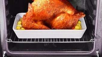 طريقة عمل الديك الرومي بالفرن