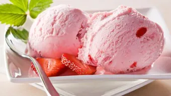 طريقة عمل آيس كريم بالزبادي