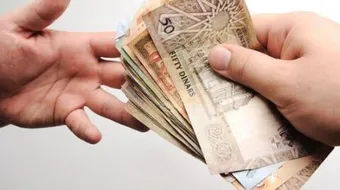 كيف تكون زكاة الفطر