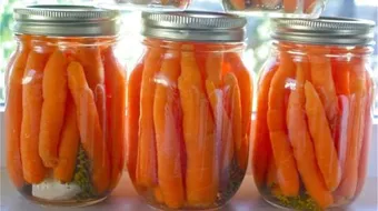 طريقة عمل مخلل الخيار والجزر