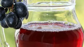 كيف تحضر عصير العنب