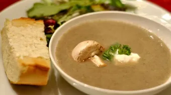 طريقة تحضير شوربة الفطر