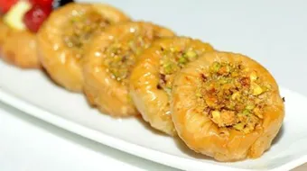 طريقة تحضير حلى البف باستري