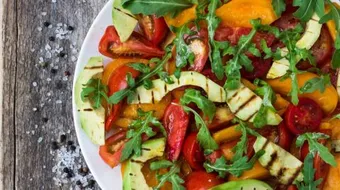 طريقة تحضير سلطات متنوعة