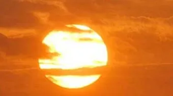 كيفية الحماية من أشعة الشمس