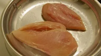 طريقة سحب العظم من الدجاج