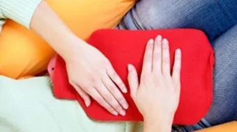 طريقة تخفيف ألم الدورة