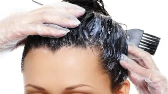 كيف أزيل صبغة الشعر الأسود