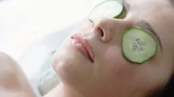 كيف أزيل السواد تحت العينين