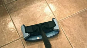 كيف أزيل غراء الفرش من السيراميك