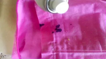 كيف تزيل الحبر من الملابس