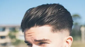 طريقة فرد الشعر طبيعياً للرجال