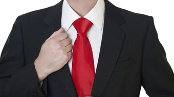 كيف يتم ربط ربطة العنق