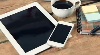 كيفية نقل الأسماء من الآيفون