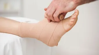 كيفية علاج تمزق الأربطة