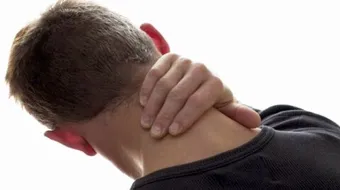 كيفية علاج الآم الرقبة