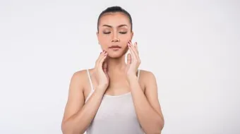 طريقة استخدام جهاز تنظيف البشرة