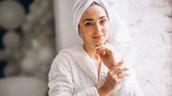 كيفية استعمال سيروم فيتامين سي