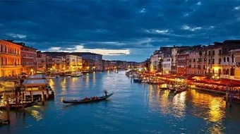 معلومات عن مدينة فينيسيا