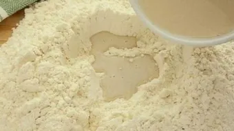 مكونات عجينة البقلاوة