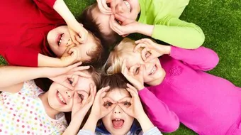 حكم وأقوال عن الصداقة