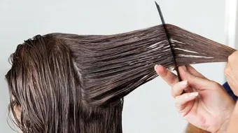 طريقة فرد الشعر بالكيراتين