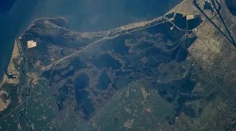 بحيرة المنزلة