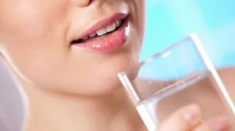 علاج تشقق الشفاه