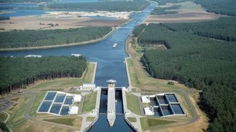 جسر ماجديبورغ المائي في ألمانيا