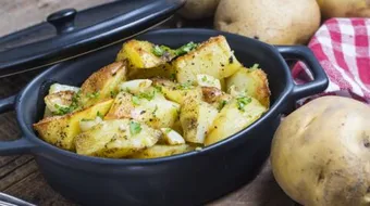 عمل بطاطس بالميكرويف