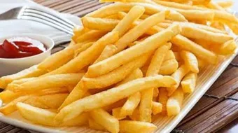 عمل بطاطا مقلية لذيذة