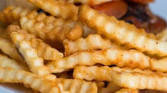 عمل البطاطا المقلية