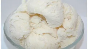 عمل الآيس كريم بالحليب