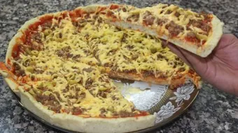 صنع البيتزا في البيت