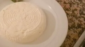 عمل الجبنة البيضاء بالخل