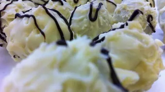 عمل شوكولاتة بيضاء