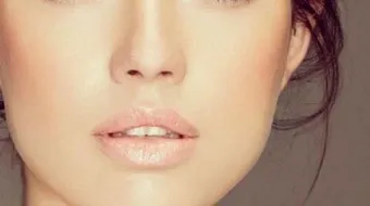 خطوات وضع المكياج