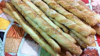 عمل البقسماط في البيت