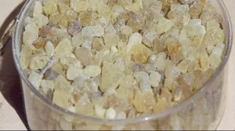 فوائد لبان الذكر للبشرة