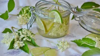 ماسك يزيل آثار حب الشباب