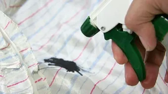 وسائل لإزالة بقع الحبر